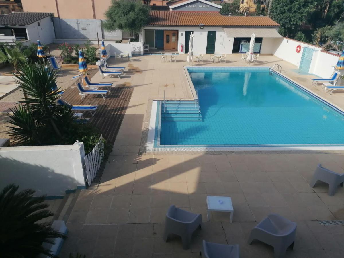 Le Palme Holidays Apartamento *